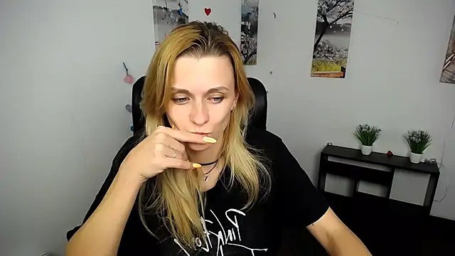 PeppyMia webcam