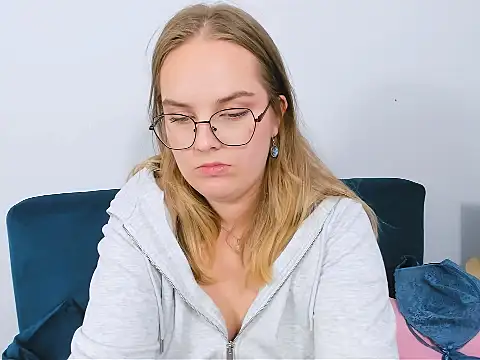 AliceCrazy69 webcam