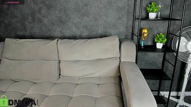 Milly_Rockk webcam