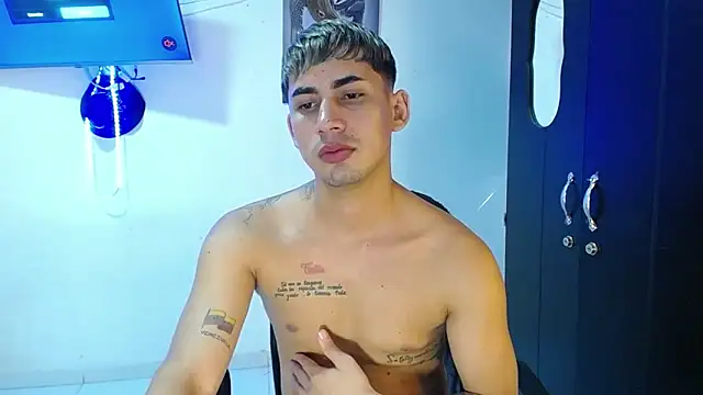 boy_latino_sex webcam