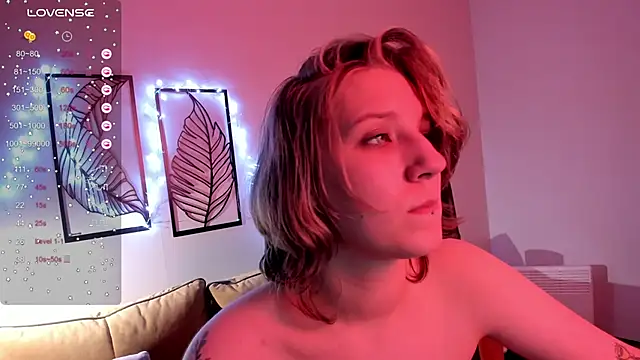 Hailey_Foxy webcam