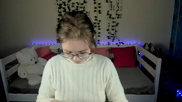 shy_elina01 webcam