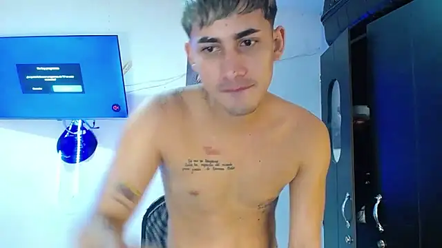 boy_latino_sex webcam