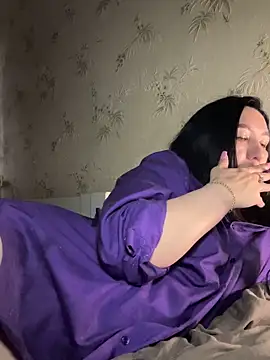 Naughtbaby_2025 webcam