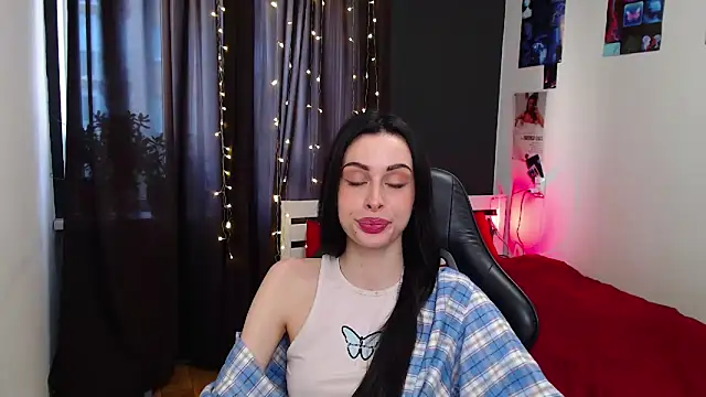 ariel_is_on_vacation webcam