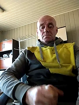 wilkalfa (M mature) - #balds #cam2cam #cheapest-privates #handjob #hd #mature #medium #mobile #polish #shaven #shower #small-audience #straight #white