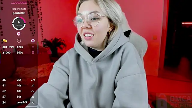 AnyaTaylorJoy_ webcam