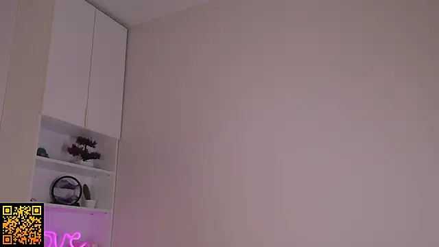 norakisses webcam