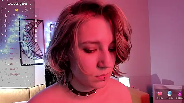 Hailey_Foxy webcam