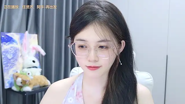 Qianqian-888 webcam