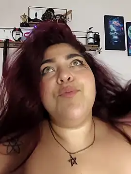 kendra_lil_evill webcam