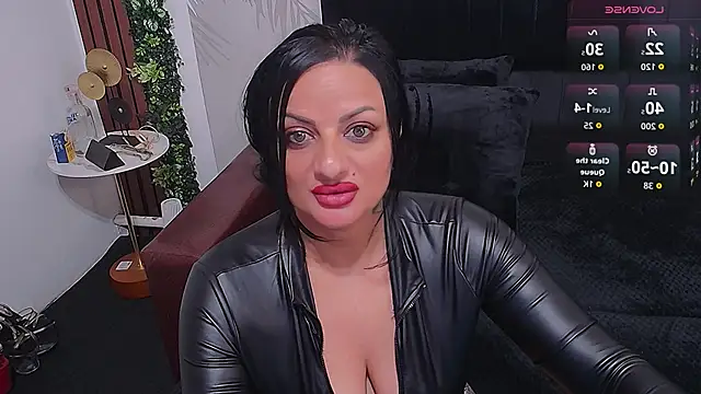 VixenSelena webcam