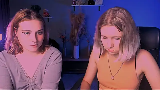 gloria_bubble webcam