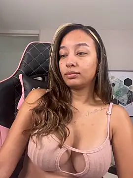 DianaHopson webcam