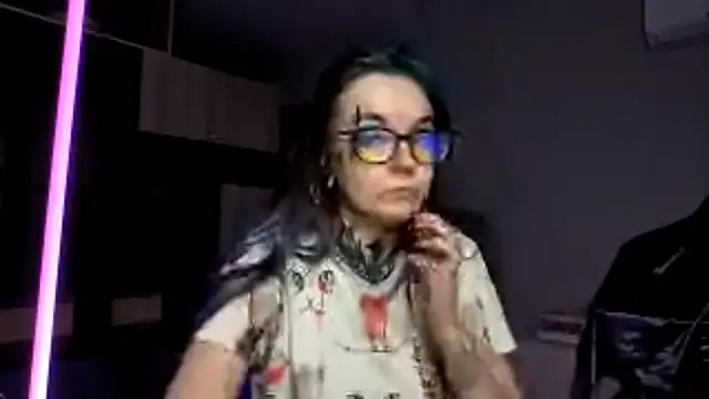 HighelikeGirl webcam