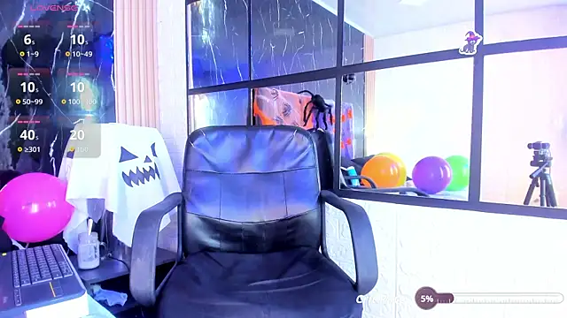 BustyGlow webcam