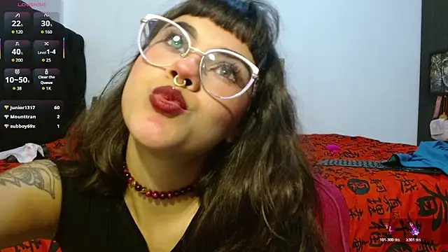 Divinejewel444 webcam