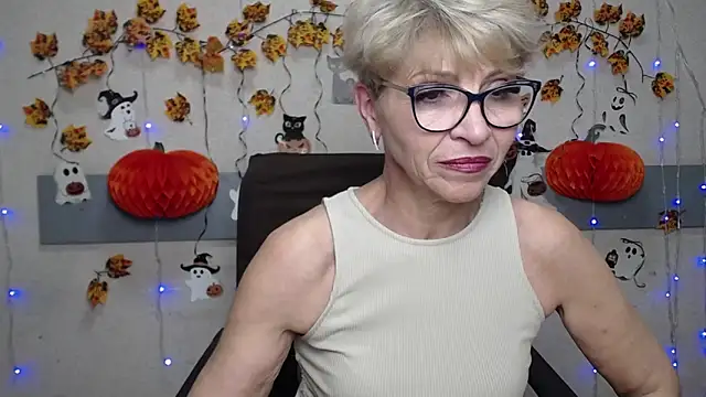 EllaBonito webcam