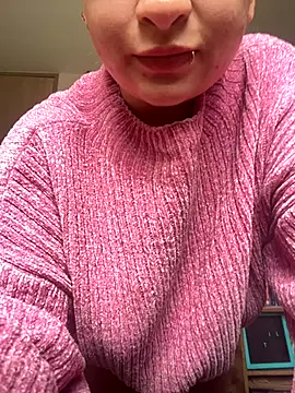 MiaLujan_ webcam