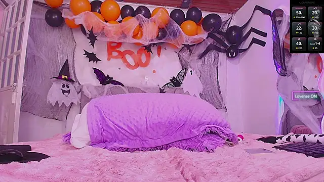 MeganRouss74 webcam