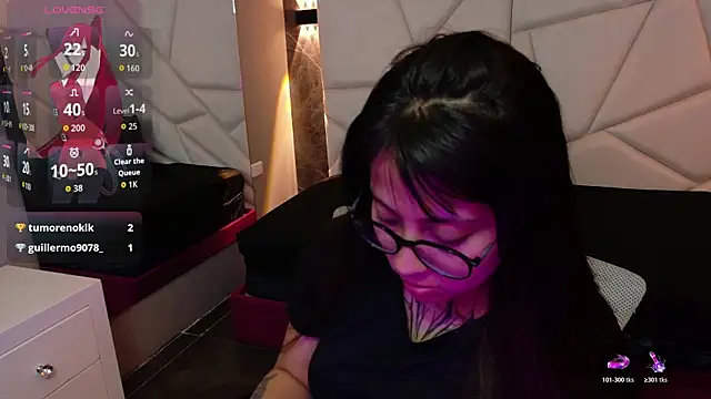 sophiaa_7 - Sophiaa_7's free webcam - UK Sex Cams