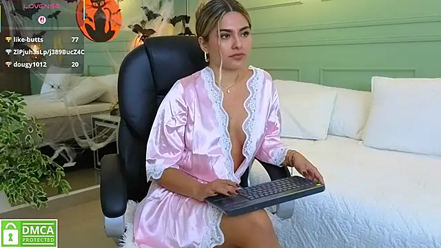 kataliina__ - Kataliina__'s free webcam - UK Sex Cams