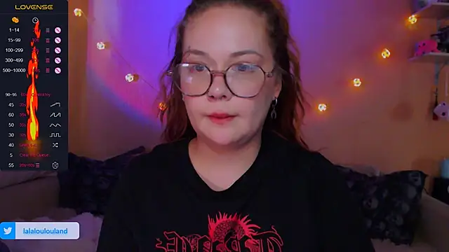 lala_loulou_land webcam