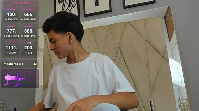 owen__johnson webcam