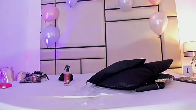 JulianaaHerrera webcam