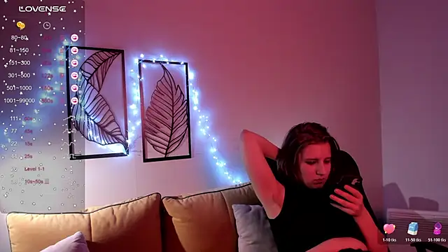 Hailey_Foxy webcam
