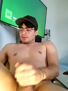 Mason_grey webcam