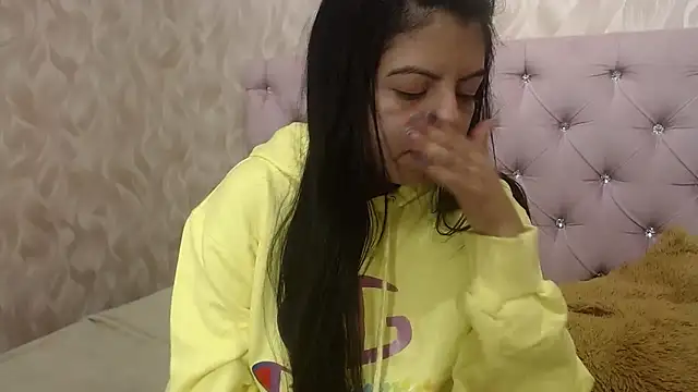 CarolineBrunx webcam