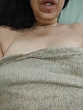 NakedMILFx webcam