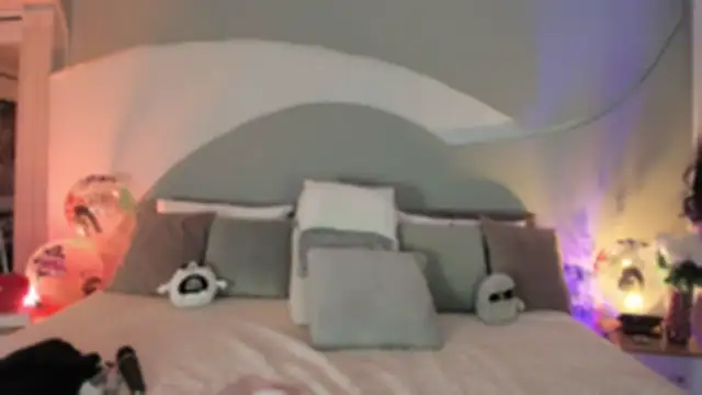 Nicolle_W