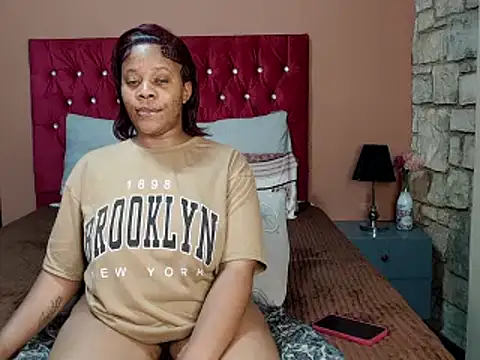 EmmyLove1 webcam