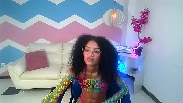 adisson_petite1 webcam