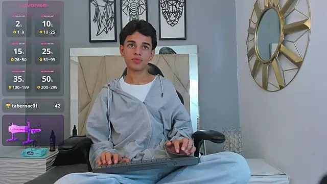 owen__johnson webcam