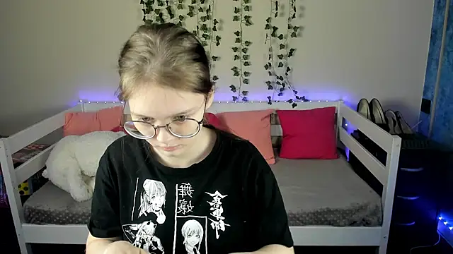 shy_elina01 webcam