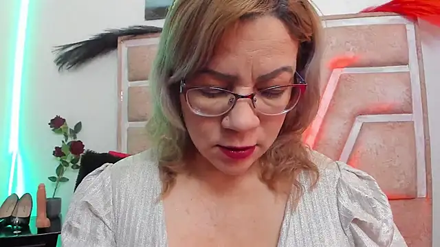 SamanthaJonns webcam