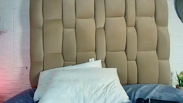 Kristin_Ramirez webcam