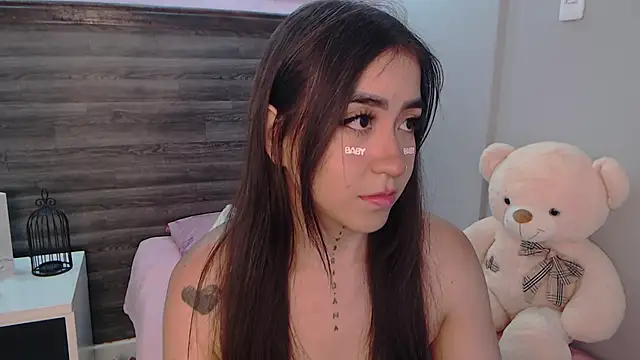 AdaaMillan webcam