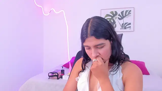 Cherrydollxx webcam