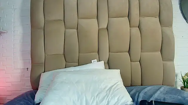 Kristin_Ramirez webcam