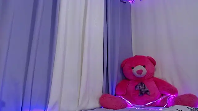 akiko_yamadaxx (T young) - whats your fantasy?