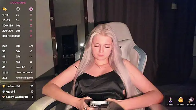 Lana_Younes webcam