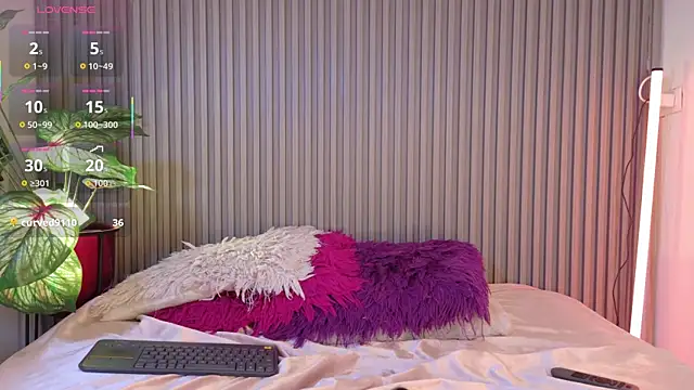 Luna_maithe1 webcam