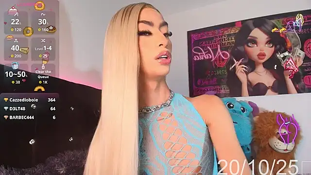 NahiaFox webcam