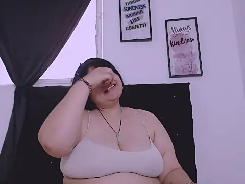 _69HONRY webcam