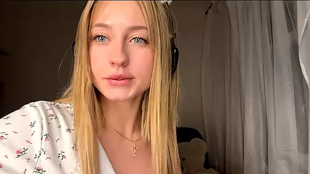 Jetta_Corsacami webcam