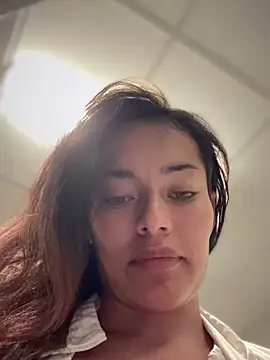 risky_workouts (F young) - RISKY CUMSHOW IN MALL CHANGING ROOM TS